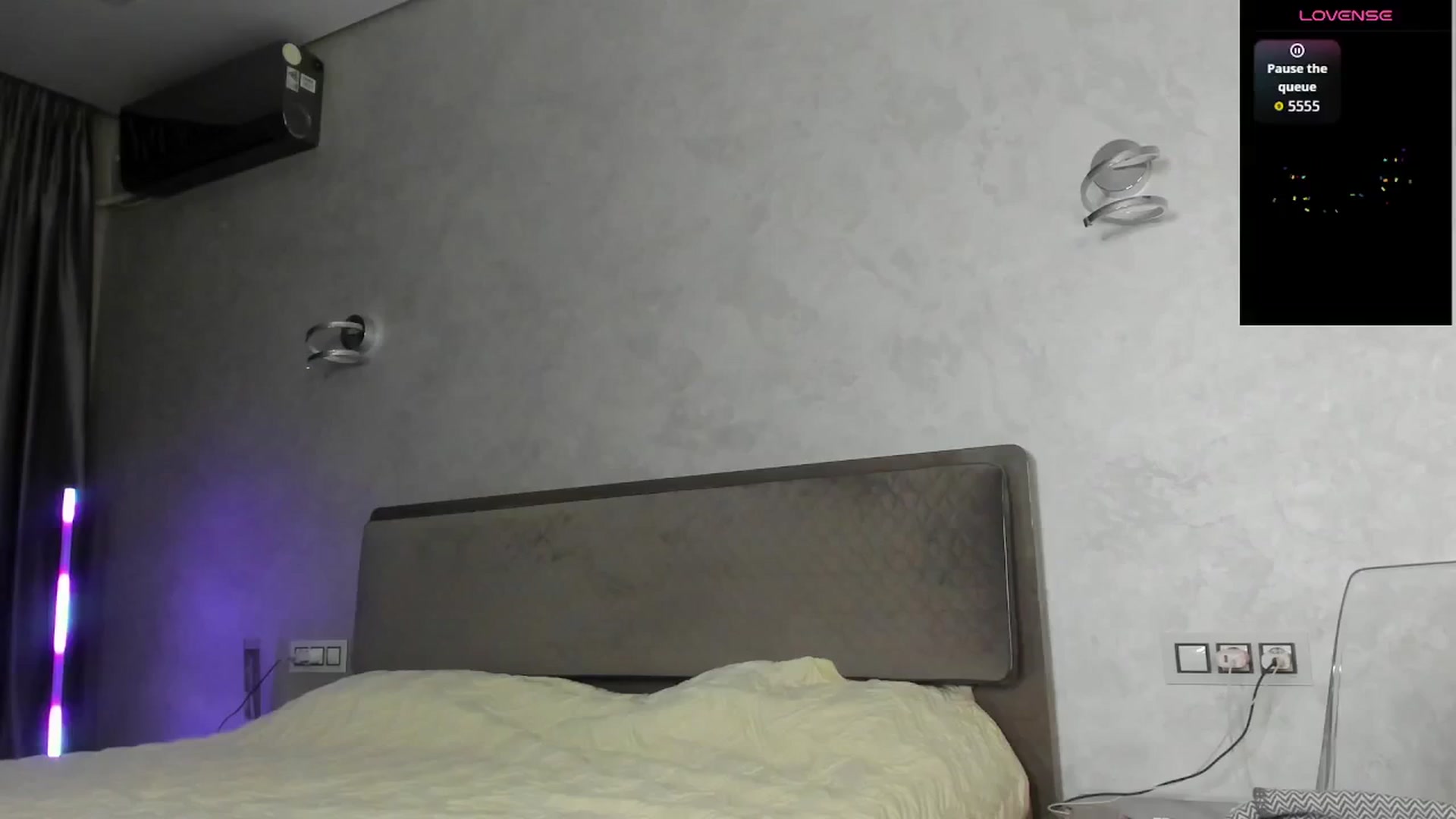 Gallery image thumbnail from YourBestK's myfreecams stream on, 04/15/2026, 16:54 image 13 of 20