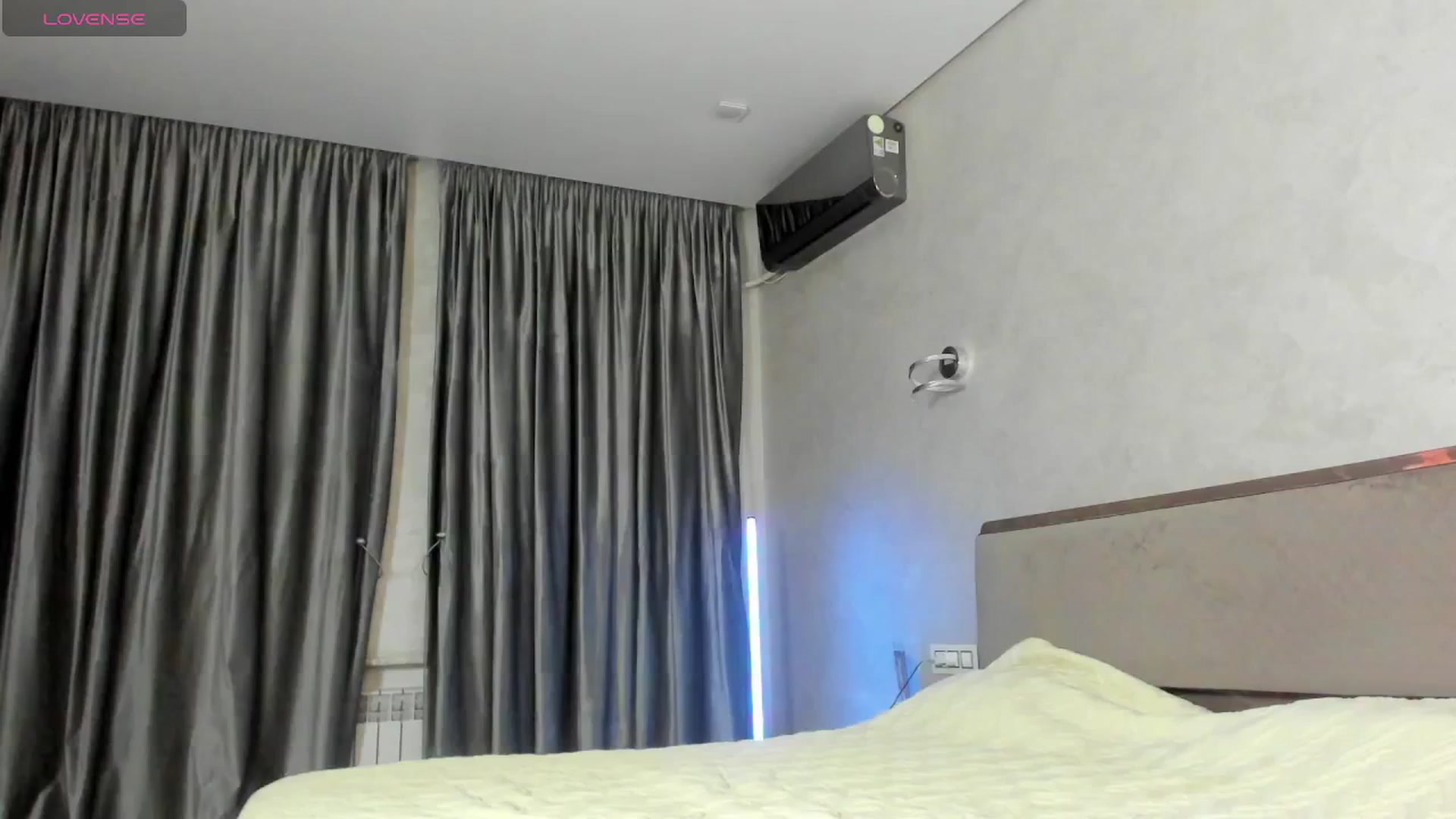 Gallery image thumbnail from YourBestK's myfreecams stream on, 04/17/2026, 18:11 image 2 of 20
