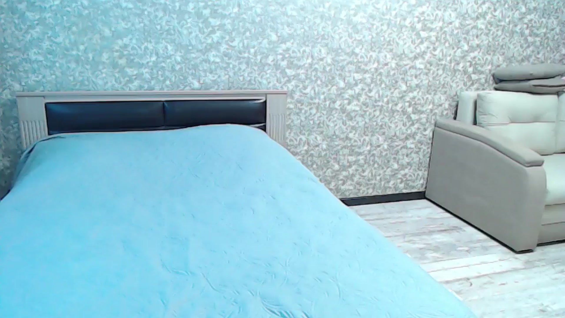 Gallery image thumbnail from YourBunny_'s myfreecams stream on, 06/19/2024, 06:25 image 4 of 20