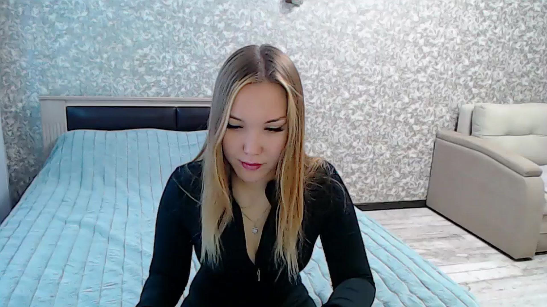Gallery image thumbnail from YourBunny_'s myfreecams stream on, 10/08/2024, 07:07 image 8 of 20