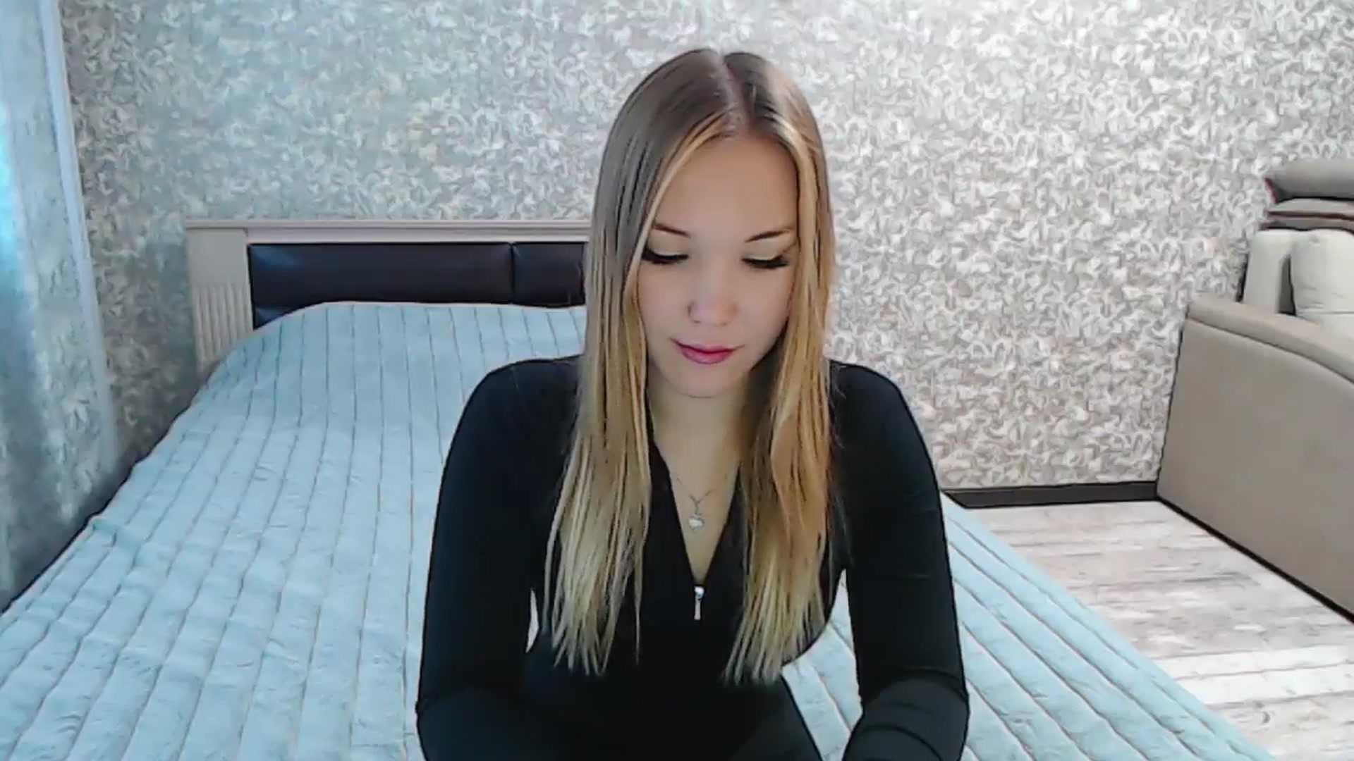 Gallery image thumbnail from YourBunny_'s myfreecams stream on, 10/09/2024, 07:49 image 7 of 20