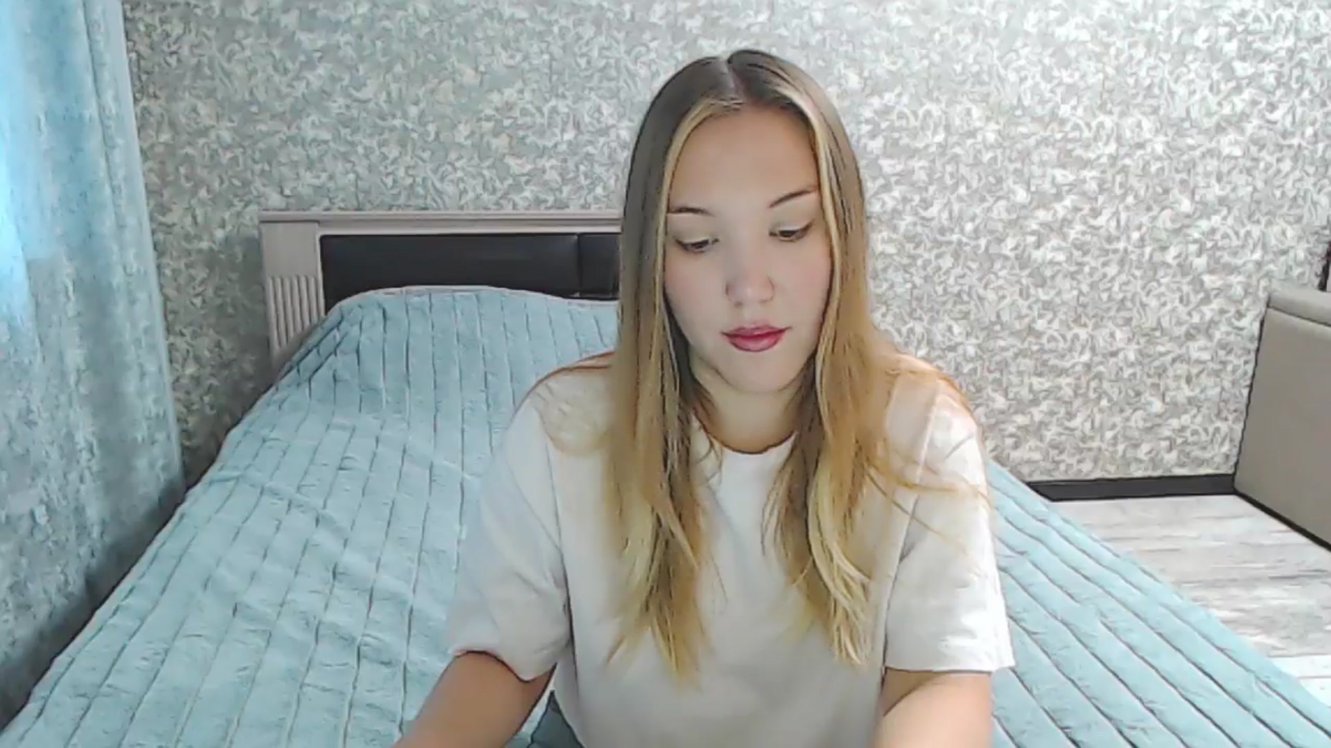 Gallery image thumbnail from YourBunny_'s myfreecams stream on, 10/23/2024, 06:10 image 7 of 20