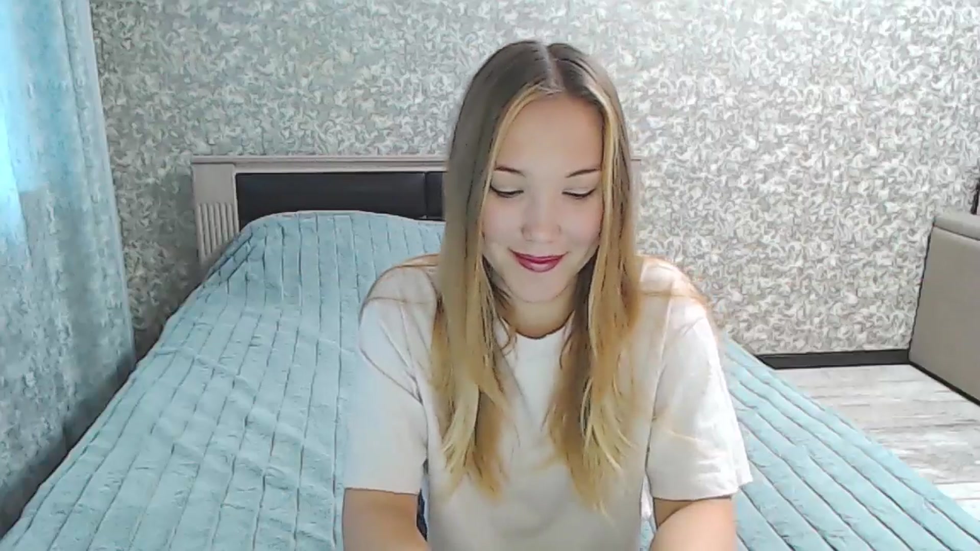 Gallery image thumbnail from YourBunny_'s myfreecams stream on, 10/23/2024, 06:10 image 11 of 20
