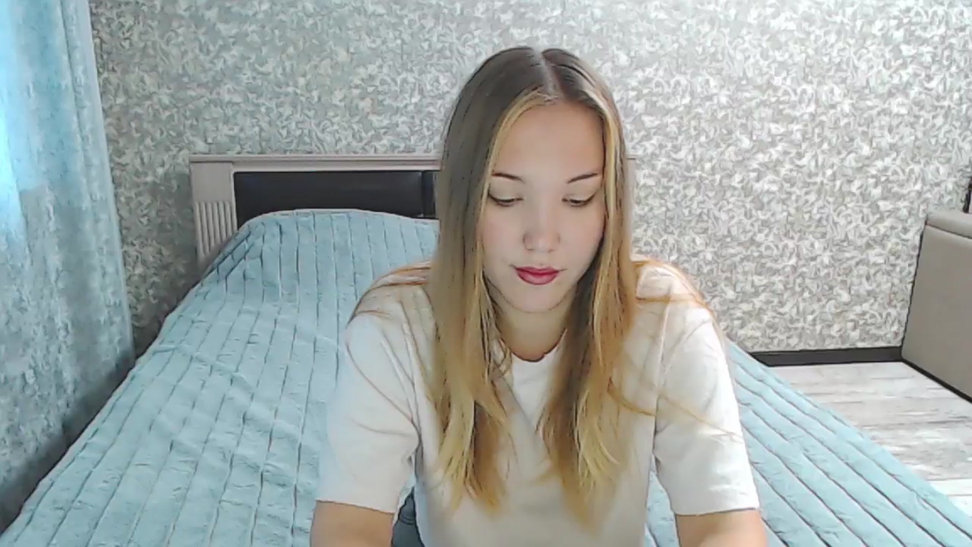 Gallery image thumbnail from YourBunny_'s myfreecams stream on, 10/23/2024, 06:10 image 10 of 20