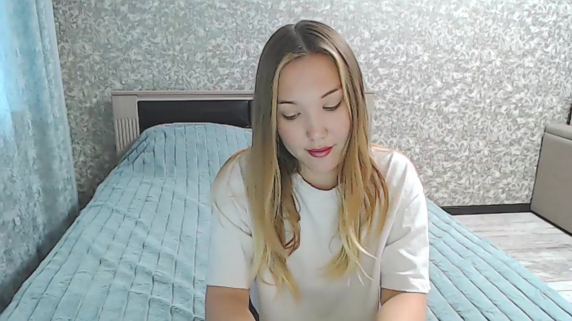 Gallery image thumbnail from YourBunny_'s myfreecams stream on, 10/23/2024, 06:28 image 10 of 20