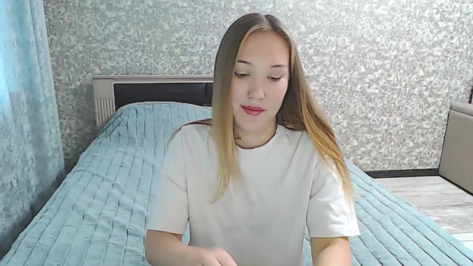 Gallery image thumbnail from YourBunny_'s myfreecams stream on, 10/23/2024, 06:28 image 5 of 20