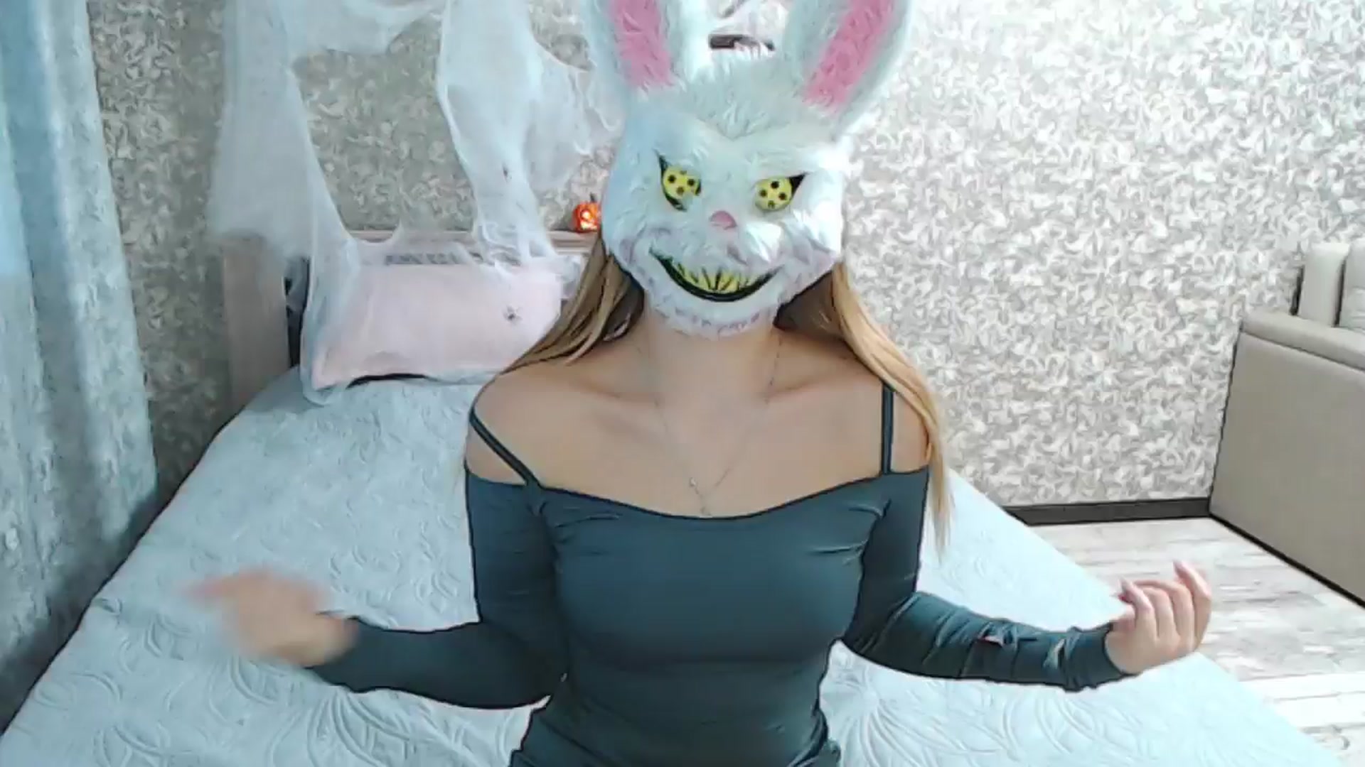 Gallery image thumbnail from YourBunny_'s myfreecams stream on, 10/31/2024, 05:49 image 1 of 20