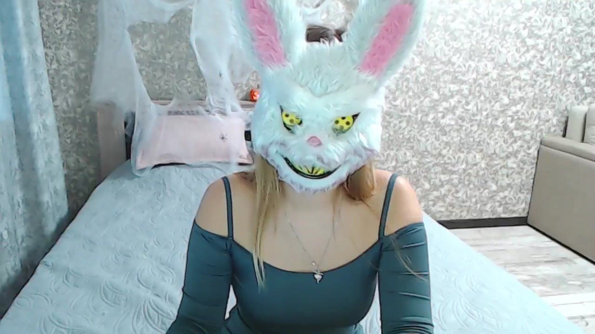 Gallery image thumbnail from YourBunny_'s myfreecams stream on, 10/31/2024, 05:49 image 7 of 20