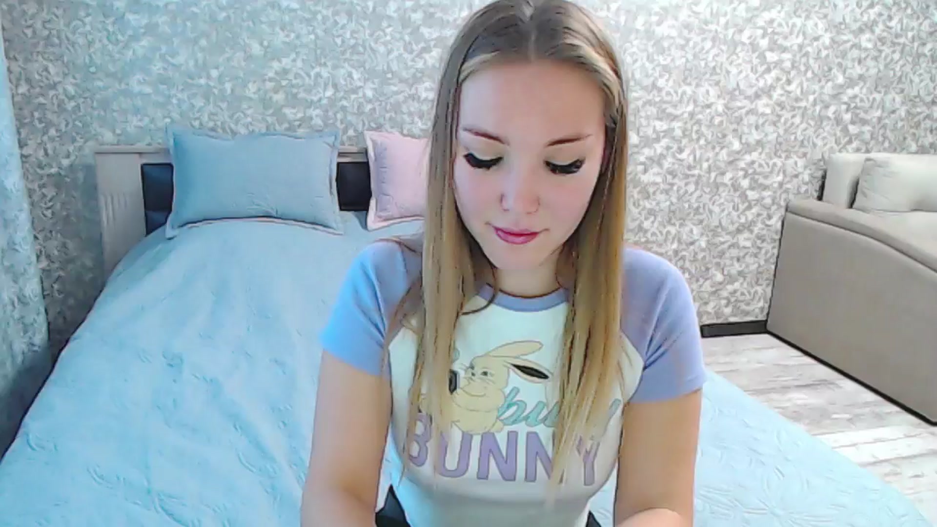 Gallery image thumbnail from YourBunny_'s myfreecams stream on, 11/04/2024, 06:37 image 5 of 20