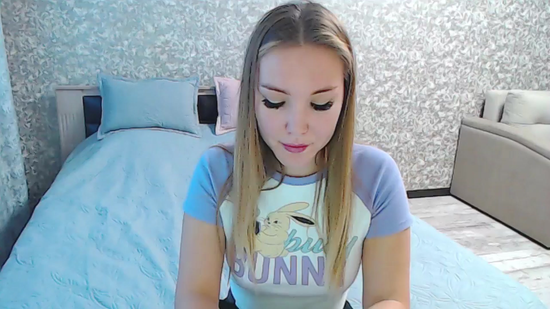 Gallery image thumbnail from YourBunny_'s myfreecams stream on, 11/04/2024, 06:37 image 7 of 20
