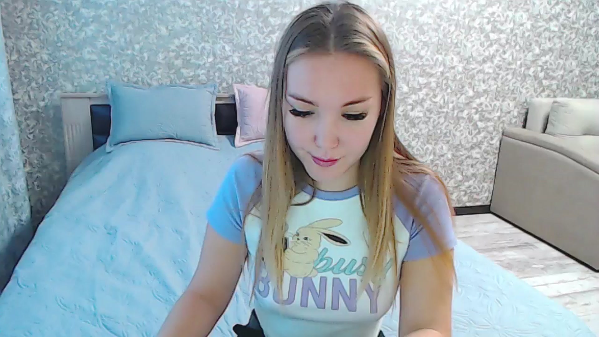 Gallery image thumbnail from YourBunny_'s myfreecams stream on, 11/04/2024, 06:37 image 8 of 20