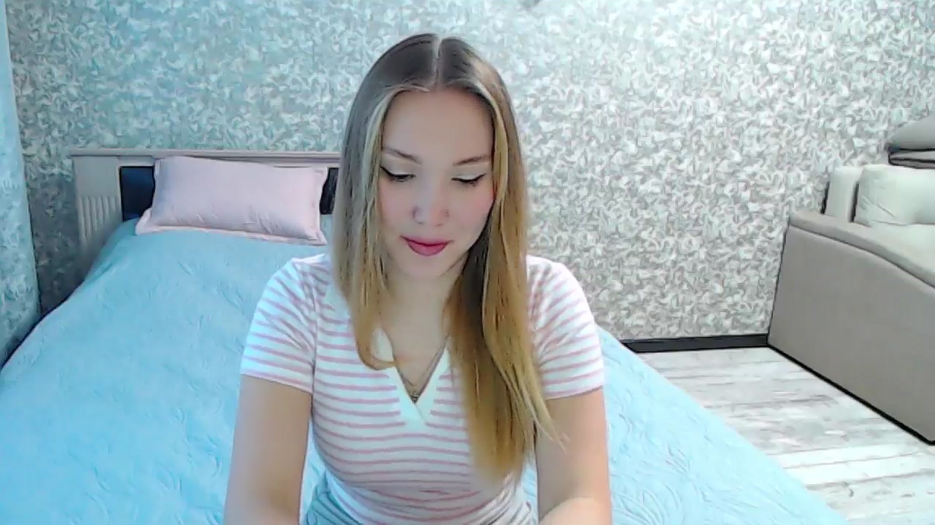 Gallery image thumbnail from YourBunny_'s myfreecams stream on, 12/11/2024, 06:45 image 20 of 20