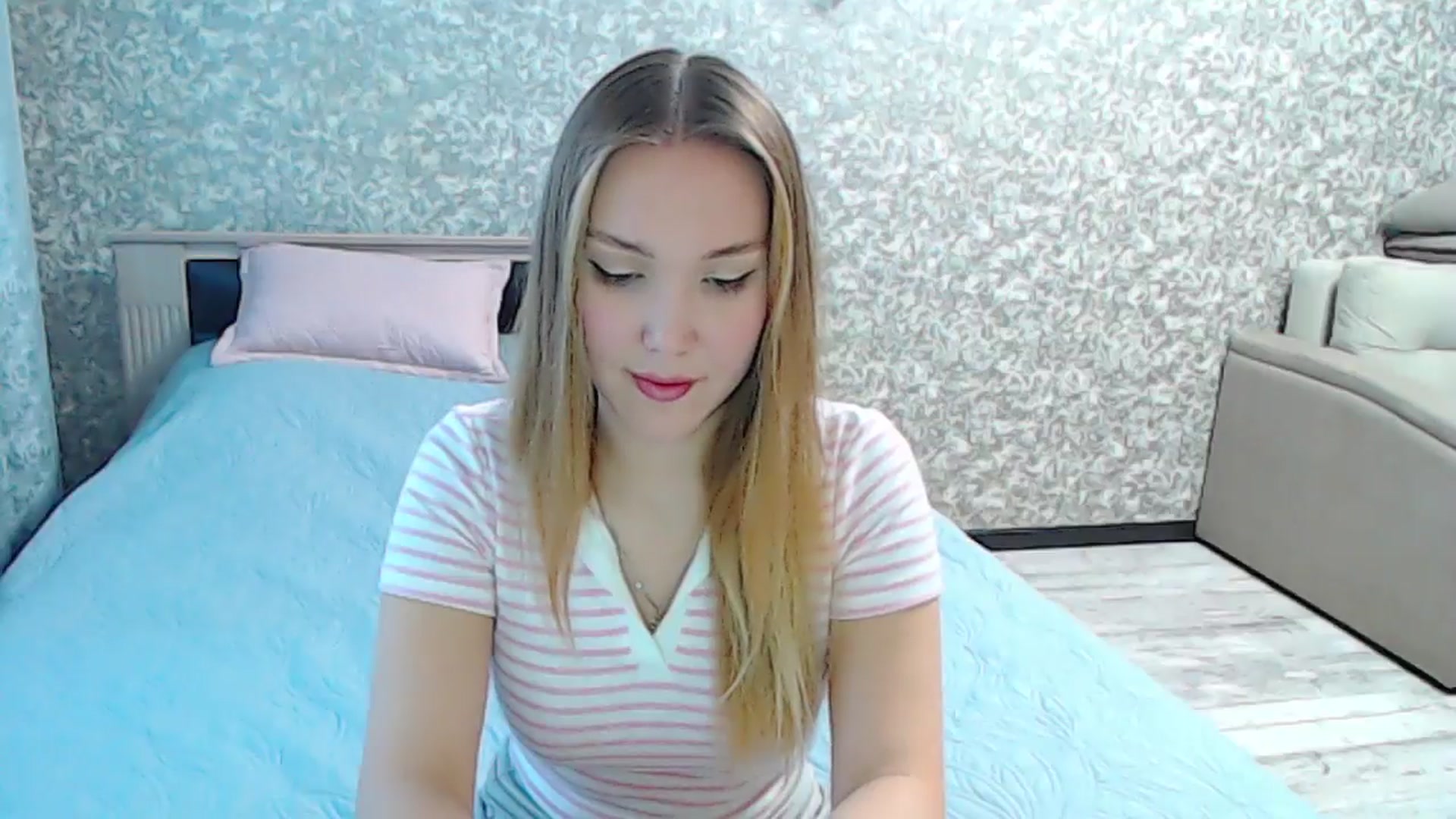 Gallery image thumbnail from YourBunny_'s myfreecams stream on, 12/11/2024, 07:15 image 4 of 20