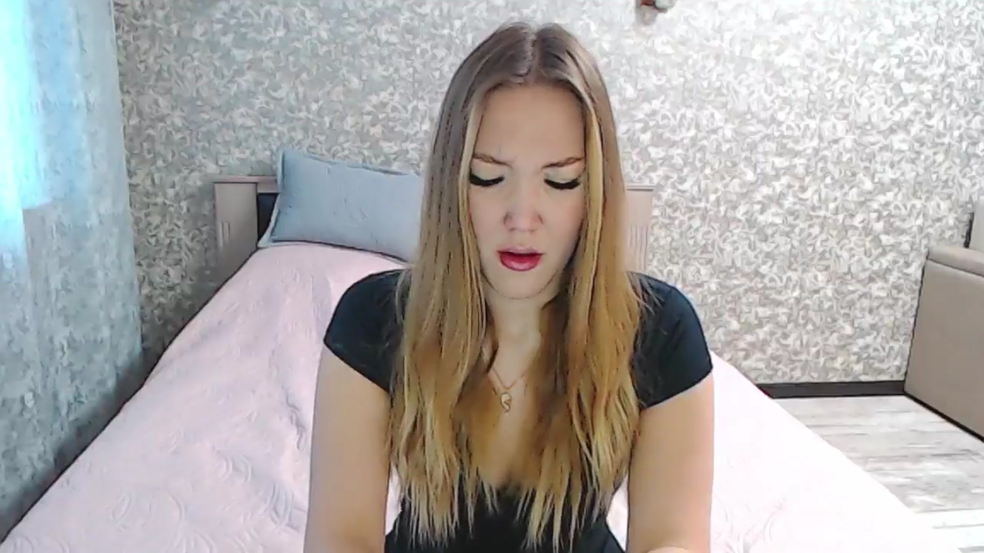 Gallery image thumbnail from YourBunny_'s myfreecams stream on, 01/27/2025, 06:56 image 3 of 20