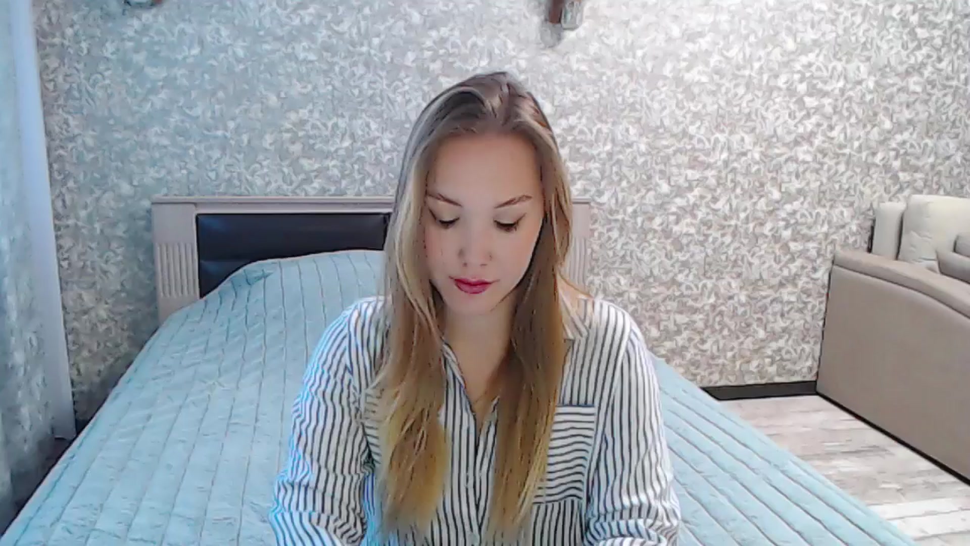 Gallery image thumbnail from YourBunny_'s myfreecams stream on, 03/21/2025, 06:42 image 11 of 20