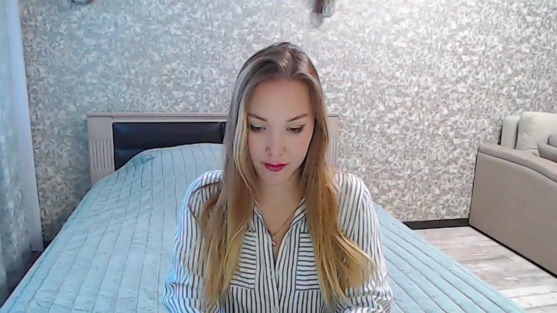 Gallery image thumbnail from YourBunny_'s myfreecams stream on, 03/21/2025, 06:42 image 15 of 20