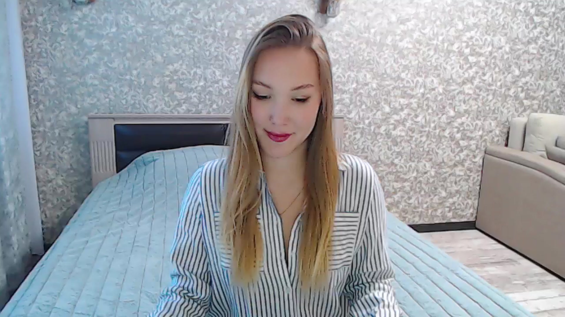 Gallery image thumbnail from YourBunny_'s myfreecams stream on, 03/21/2025, 06:42 image 3 of 20