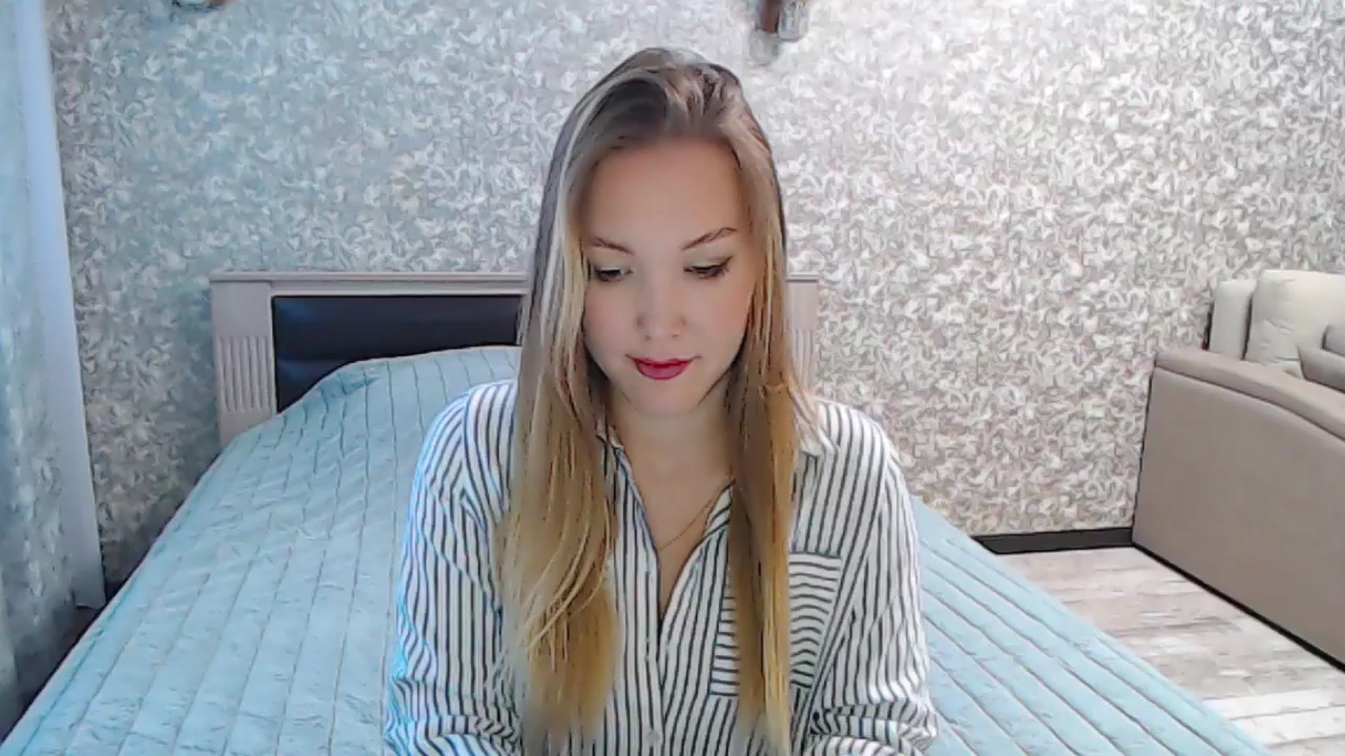 Gallery image thumbnail from YourBunny_'s myfreecams stream on, 03/21/2025, 06:42 image 8 of 20