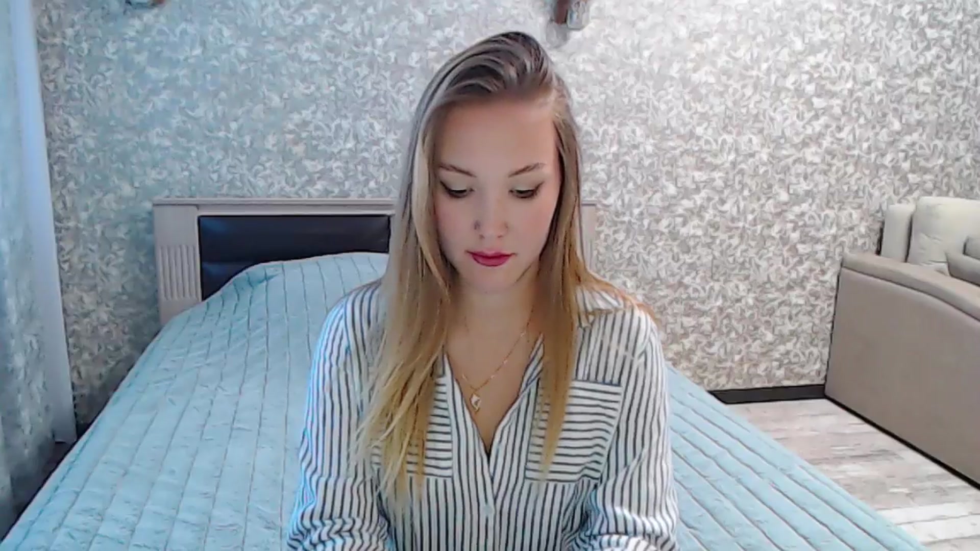Gallery image thumbnail from YourBunny_'s myfreecams stream on, 03/21/2025, 07:38 image 2 of 20