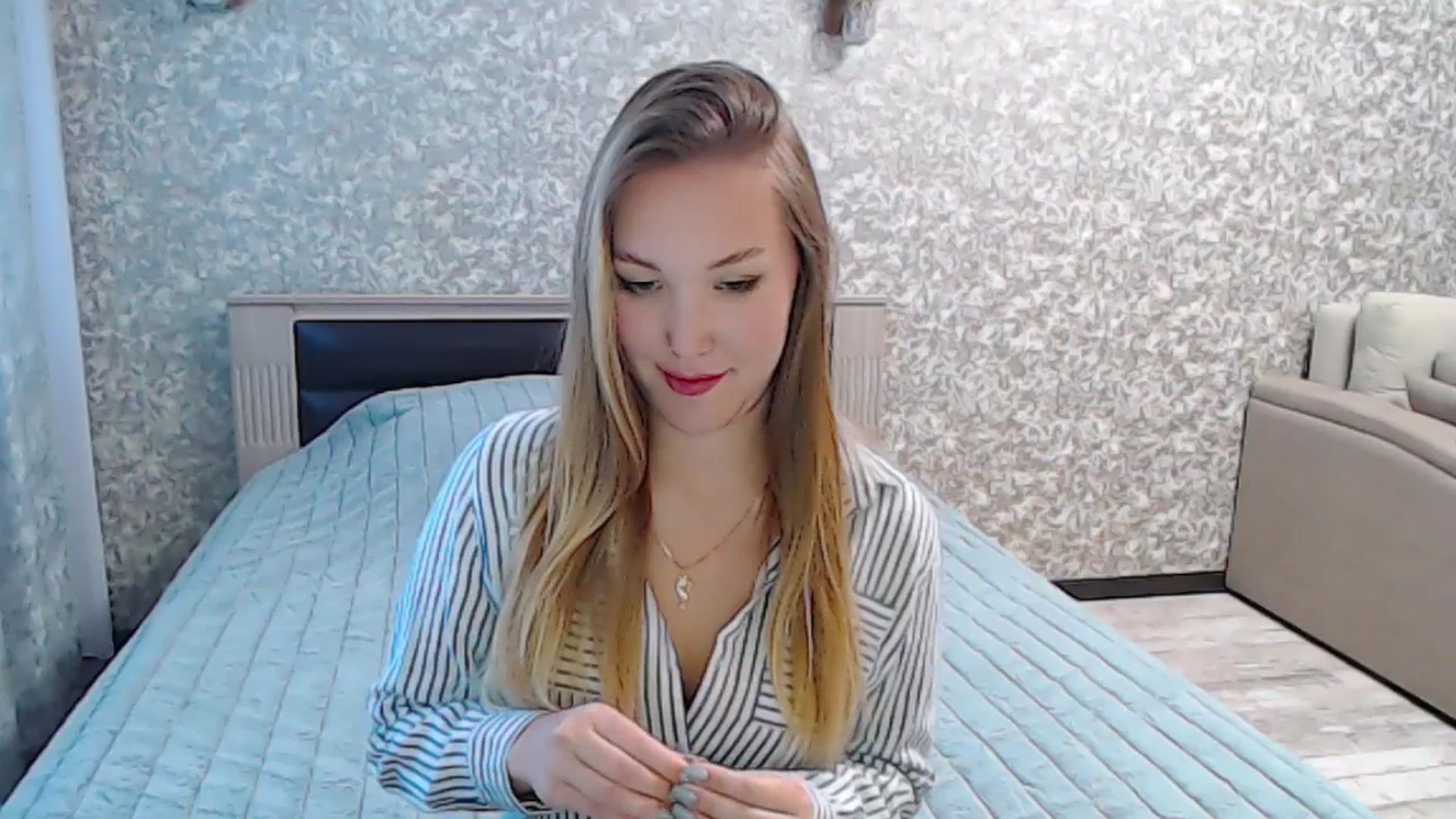 Gallery image thumbnail from YourBunny_'s myfreecams stream on, 03/21/2025, 07:38 image 6 of 20