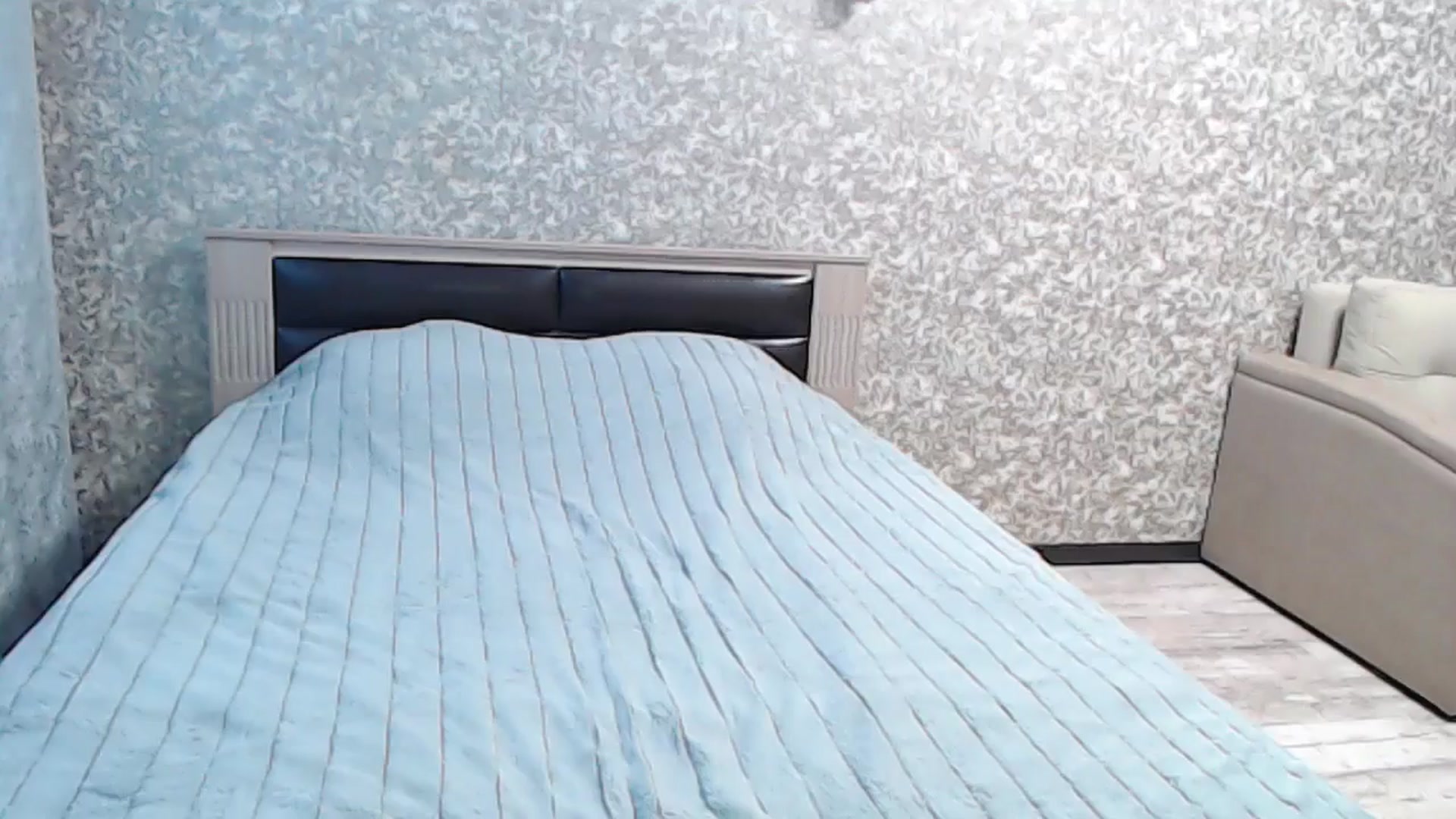 Gallery image thumbnail from YourBunny_'s myfreecams stream on, 04/15/2025, 06:47 image 9 of 20