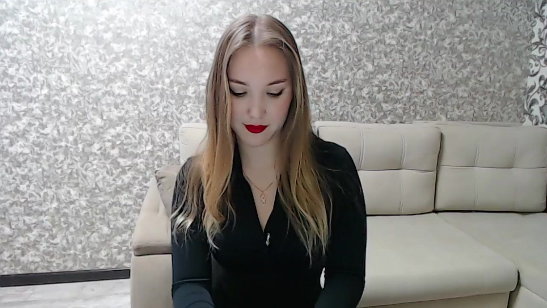 Gallery image thumbnail from YourBunny_'s myfreecams stream on, 04/17/2025, 05:45 image 9 of 20