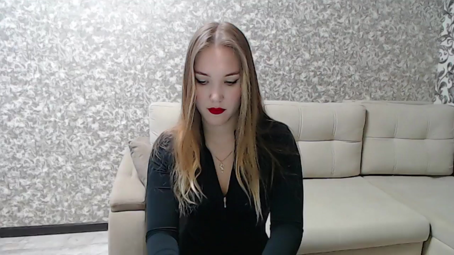 Gallery image thumbnail from YourBunny_'s myfreecams stream on, 04/17/2025, 05:45 image 4 of 20