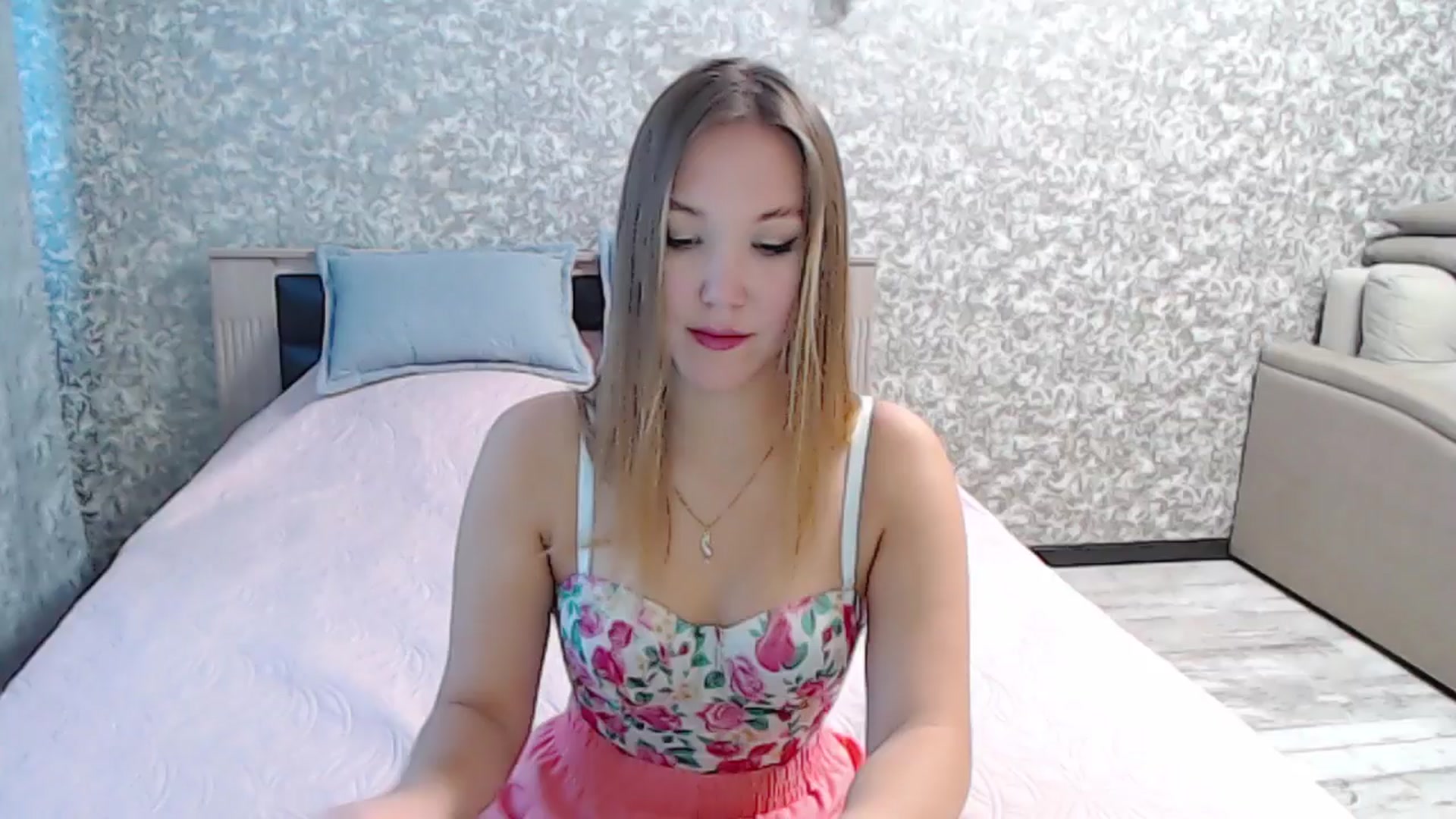 Gallery image thumbnail from YourBunny_'s myfreecams stream on, 04/29/2025, 05:16 image 18 of 20
