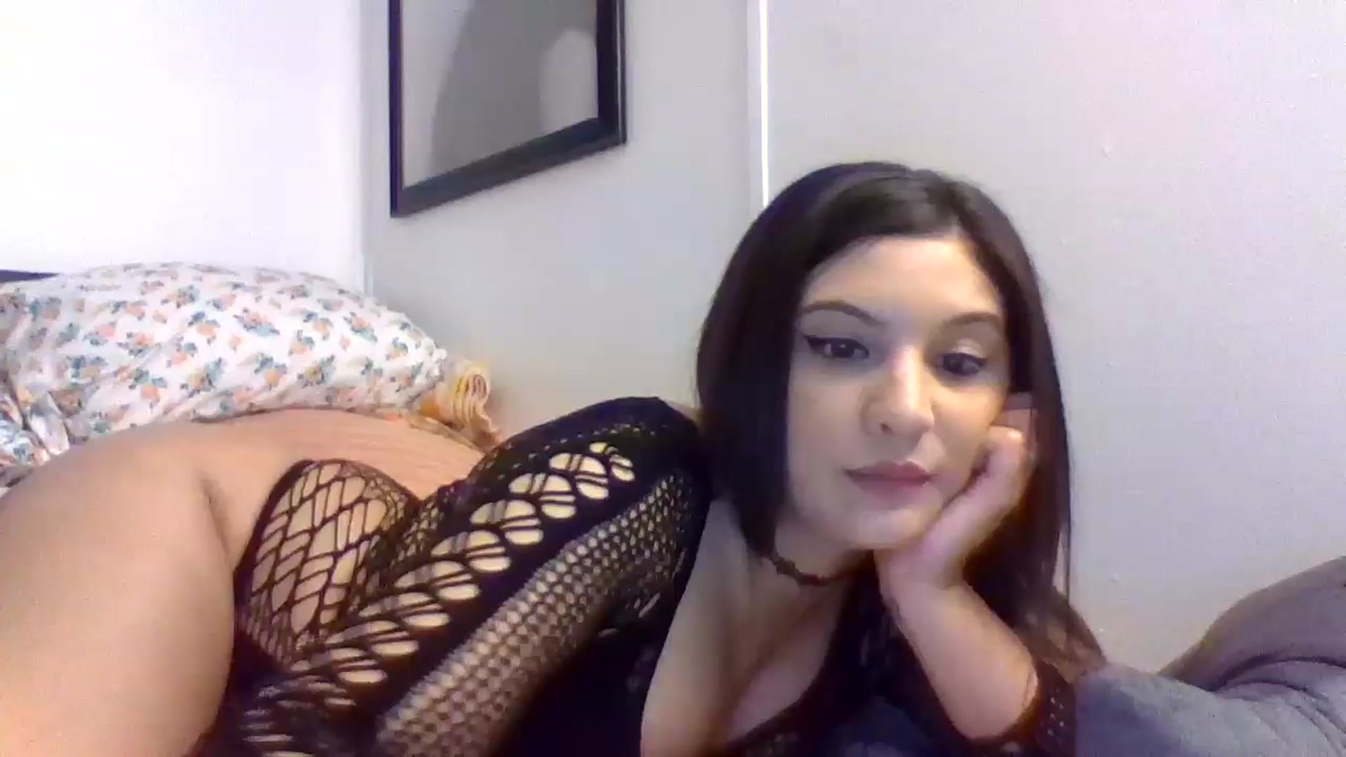 Gallery image thumbnail from YourCamSlut's myfreecams stream on, 06/18/2025, 07:51 image 15 of 20