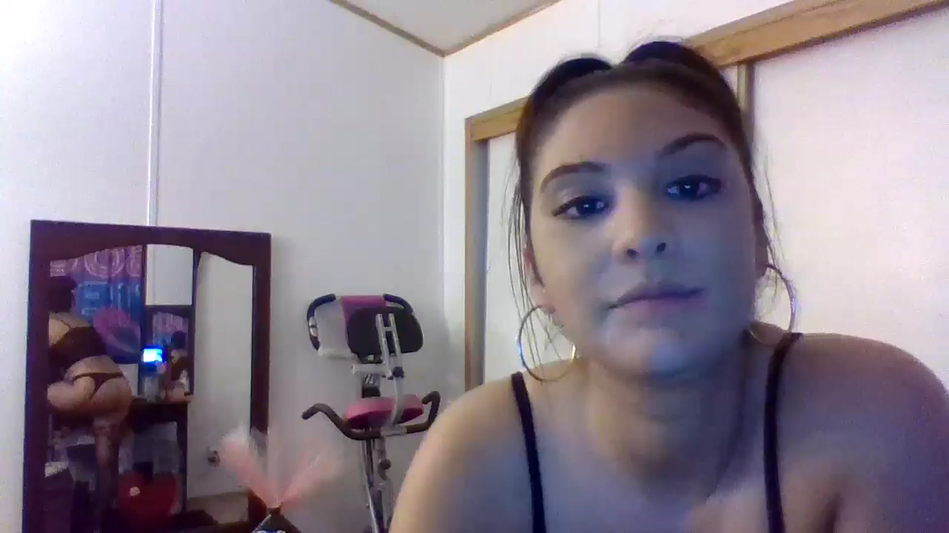 Gallery image thumbnail from YourCamSlut's myfreecams stream on, 06/23/2025, 09:50 image 5 of 20
