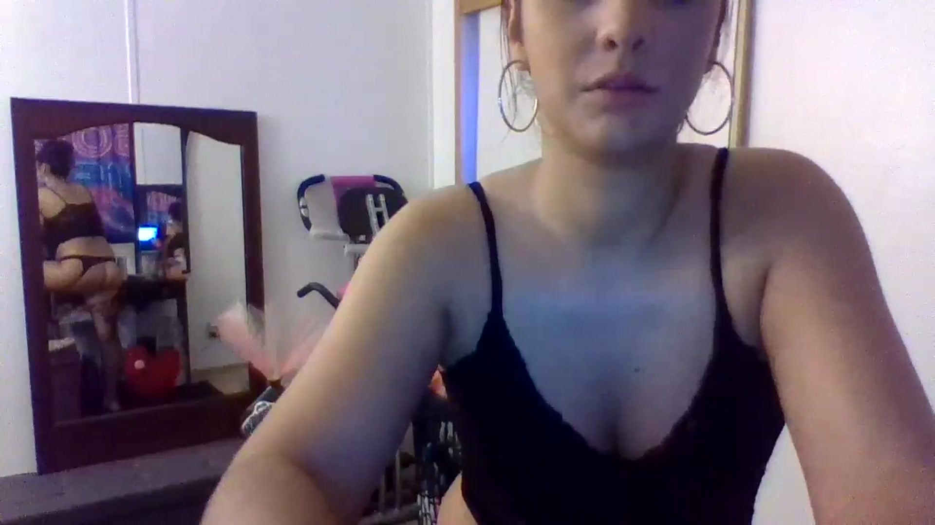 Gallery image thumbnail from YourCamSlut's myfreecams stream on, 06/23/2025, 09:50 image 13 of 20