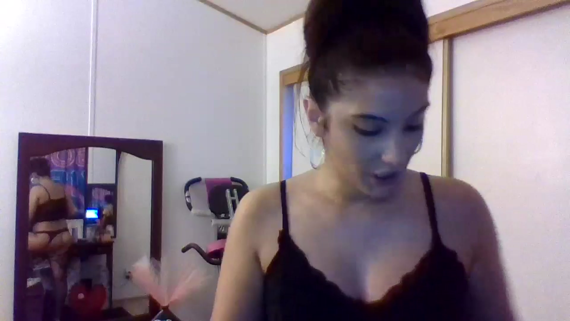 Gallery image thumbnail from YourCamSlut's myfreecams stream on, 06/23/2025, 09:50 image 3 of 20