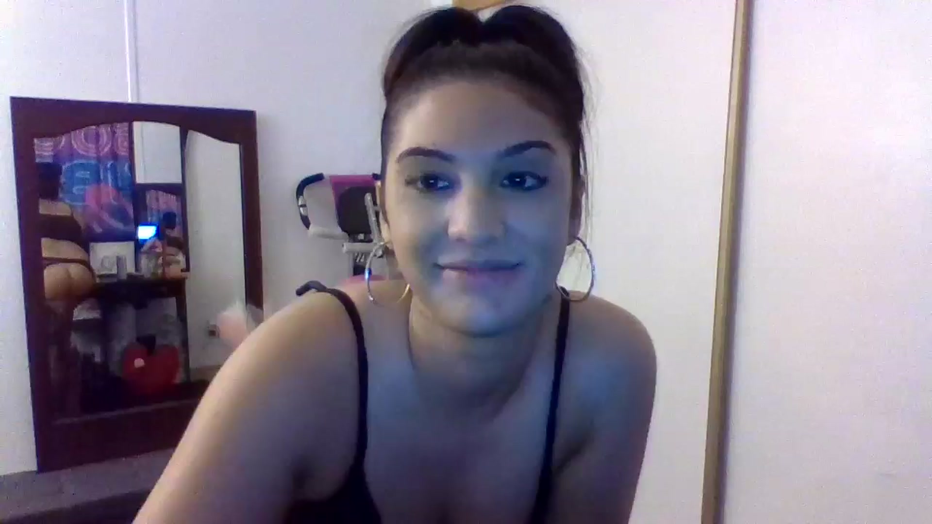 Gallery image thumbnail from YourCamSlut's myfreecams stream on, 06/23/2025, 09:50 image 12 of 20