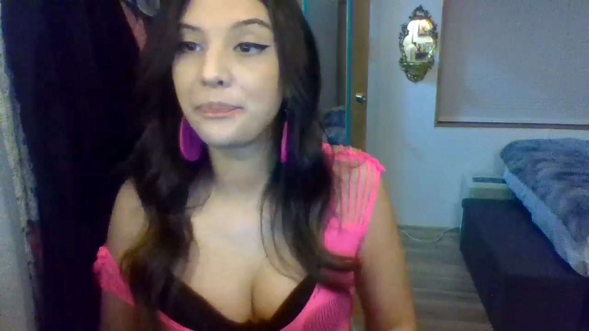 Gallery image thumbnail from YourCamSlut's myfreecams stream on, 10/24/2025, 08:50 image 7 of 20