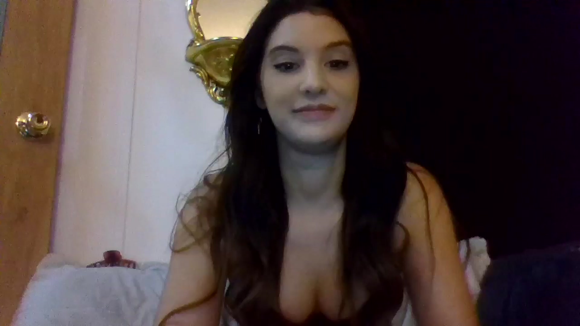 Gallery image thumbnail from YourCamSlut's myfreecams stream on, 11/17/2025, 02:19 image 17 of 20