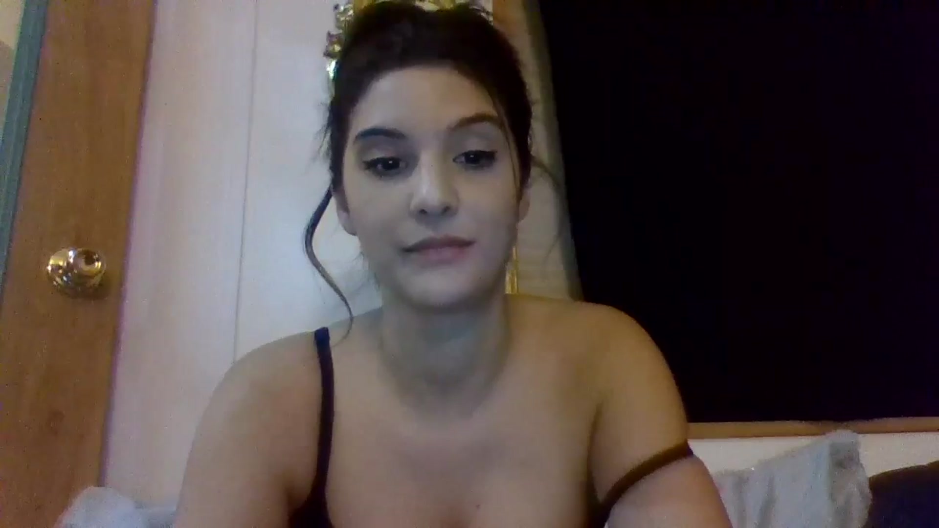 Gallery image thumbnail from YourCamSlut's myfreecams stream on, 11/17/2025, 05:14 image 20 of 20
