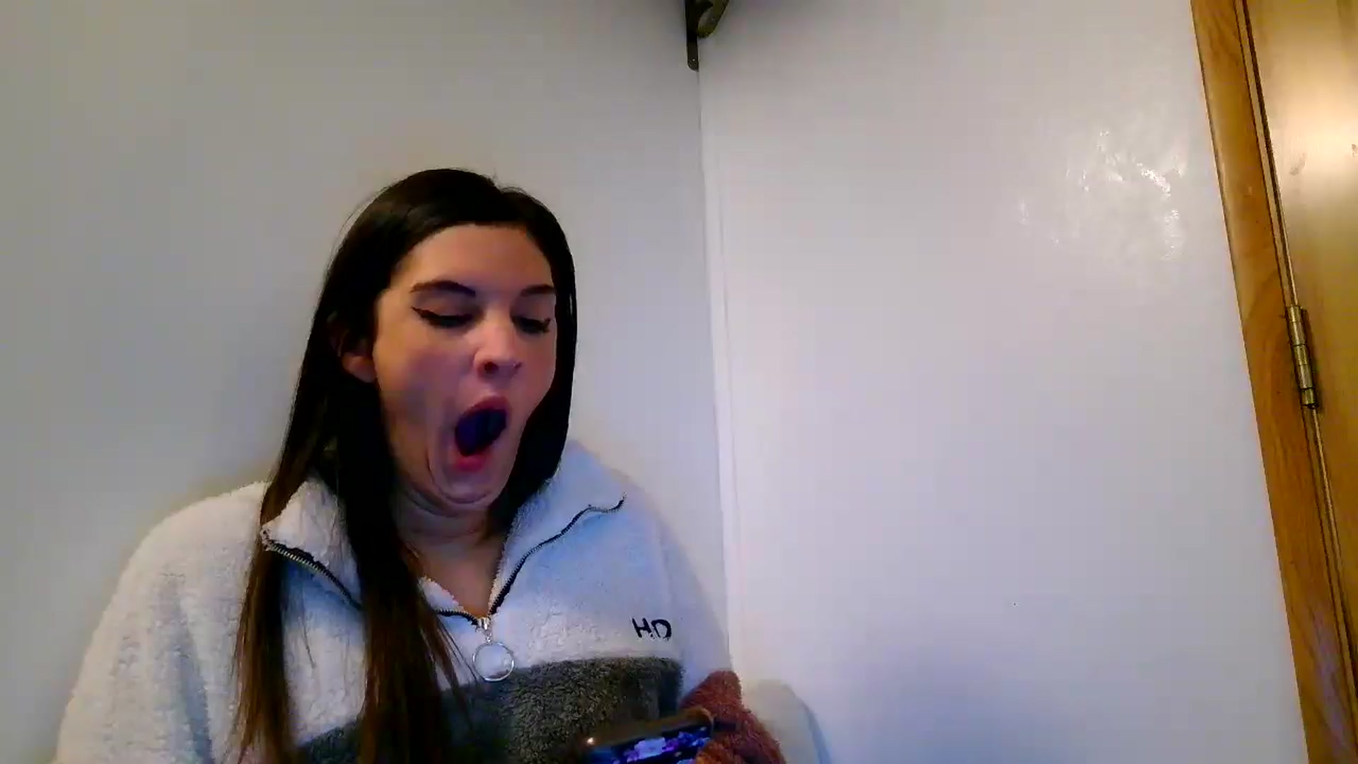 Gallery image thumbnail from YourCamSlut's myfreecams stream on, 12/31/2025, 10:21 image 5 of 20