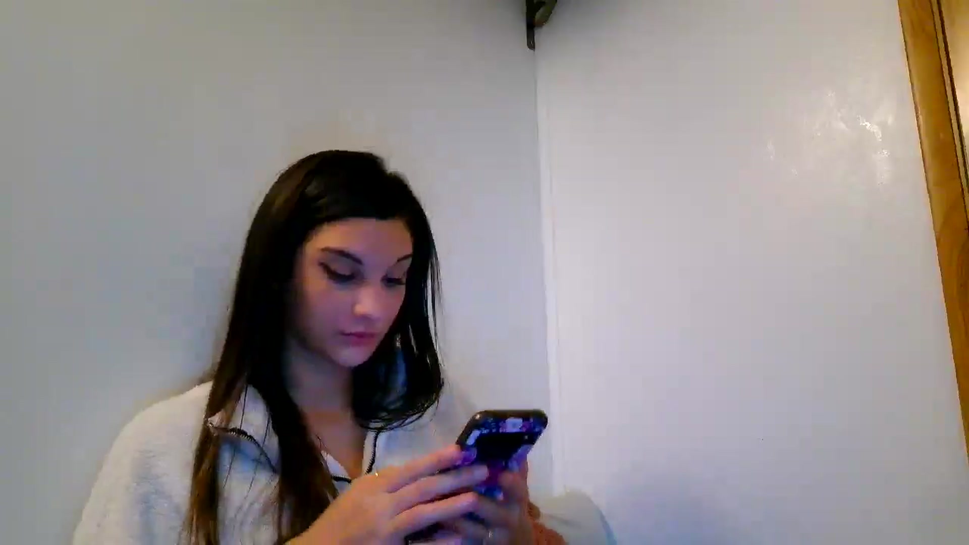 Gallery image thumbnail from YourCamSlut's myfreecams stream on, 12/31/2025, 10:21 image 13 of 20