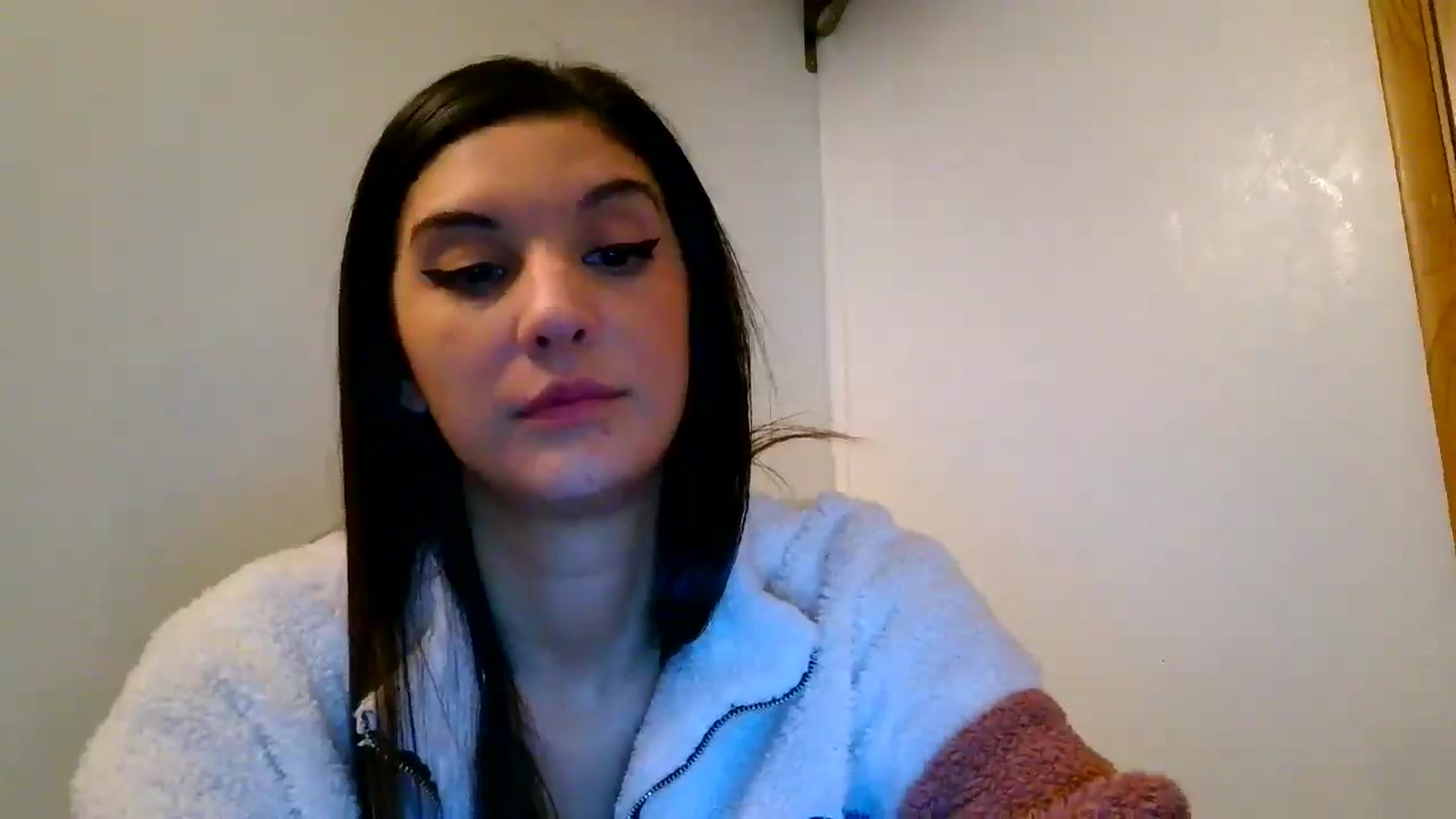 Gallery image thumbnail from YourCamSlut's myfreecams stream on, 12/31/2025, 10:21 image 10 of 20