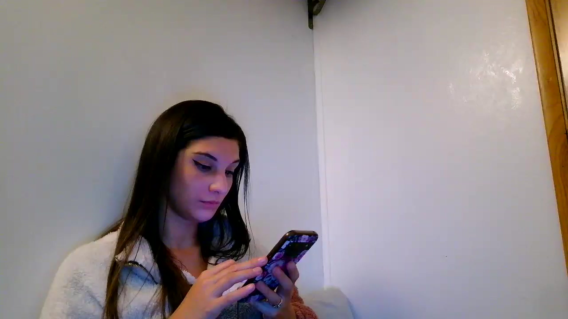 Gallery image thumbnail from YourCamSlut's myfreecams stream on, 12/31/2025, 10:21 image 18 of 20