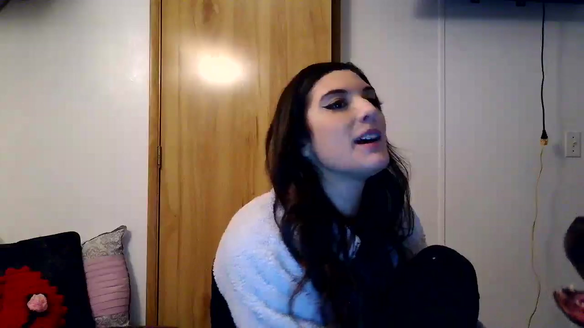 Gallery image thumbnail from YourCamSlut's myfreecams stream on, 01/07/2026, 08:07 image 5 of 20
