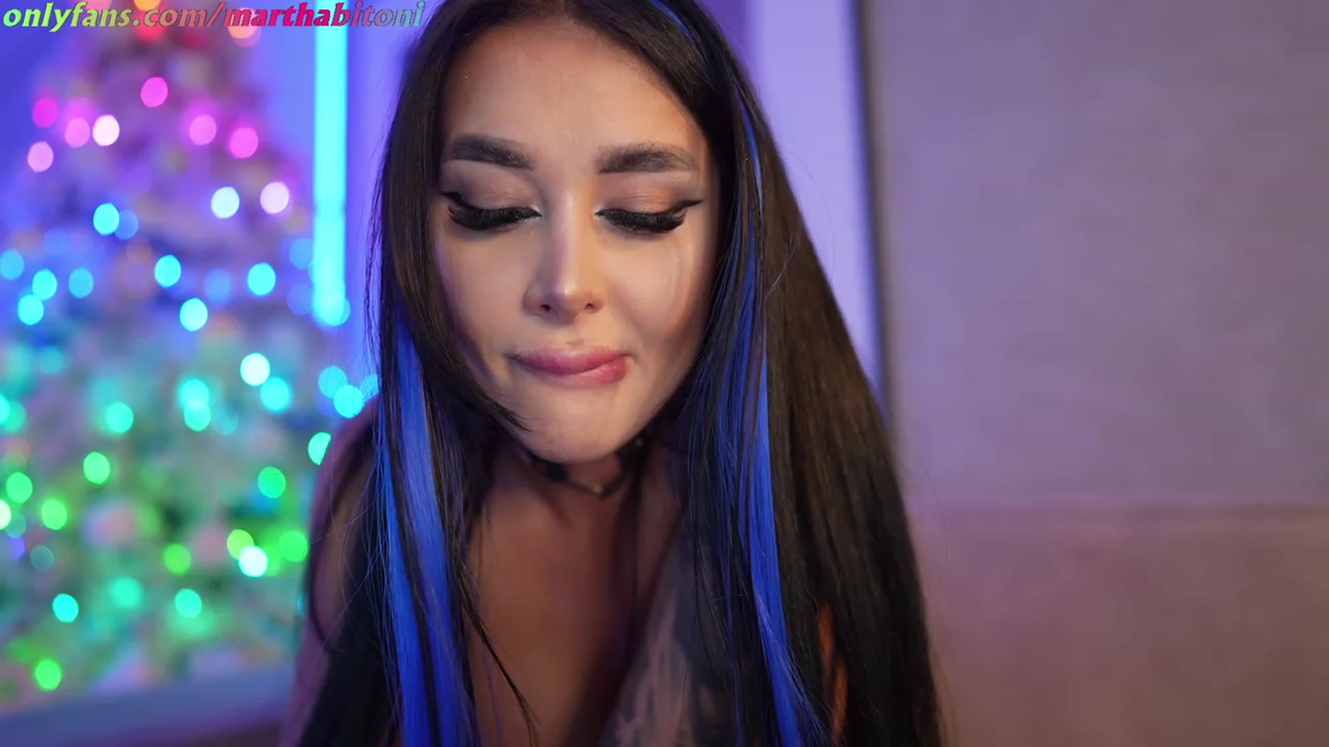 Gallery image thumbnail from YourCuteKitty's myfreecams stream on, 11/18/2022, 06:42 image 4 of 20