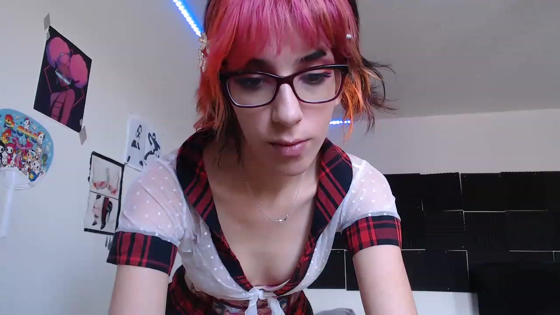Gallery image thumbnail from YourDayydream's myfreecams stream on, 03/27/2023, 18:45 image 9 of 20