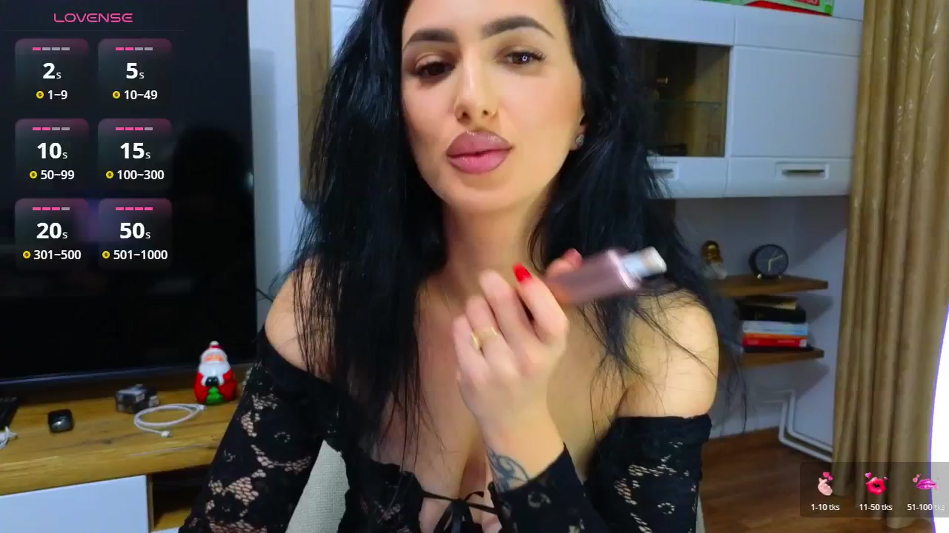 Gallery image thumbnail from YourDesiree_'s myfreecams stream on, 12/29/2025, 16:45 image 6 of 20