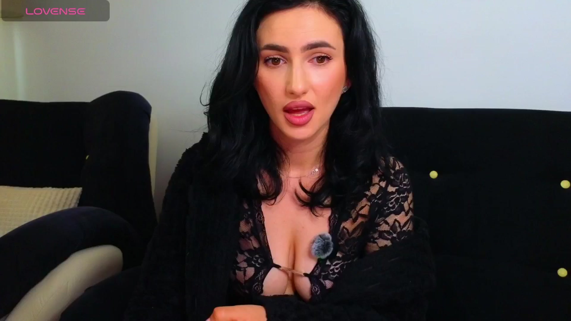 Gallery image thumbnail from YourDesiree_'s myfreecams stream on, 04/22/2026, 06:38 image 17 of 20