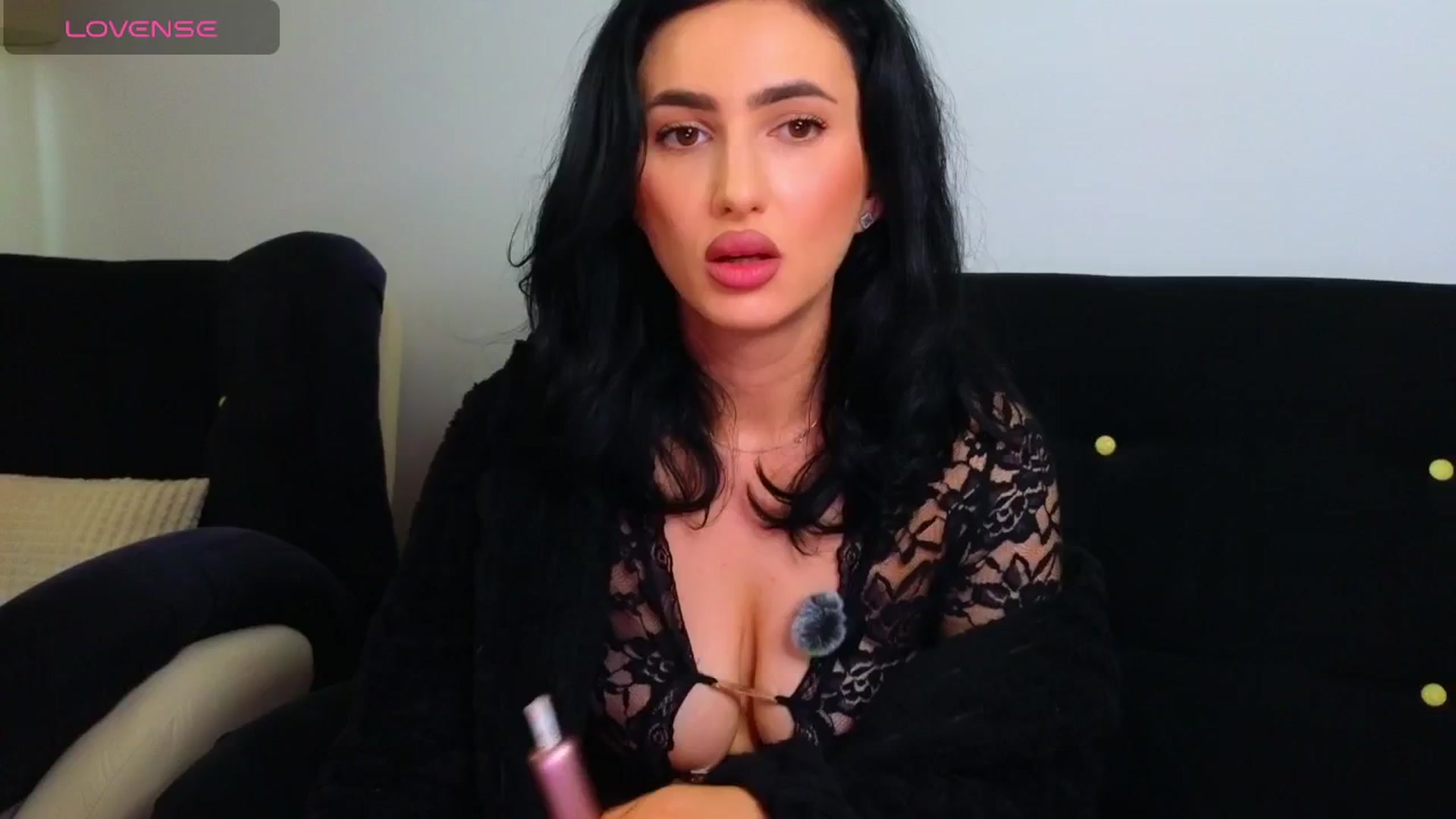 Gallery image thumbnail from YourDesiree_'s myfreecams stream on, 04/22/2026, 06:38 image 18 of 20