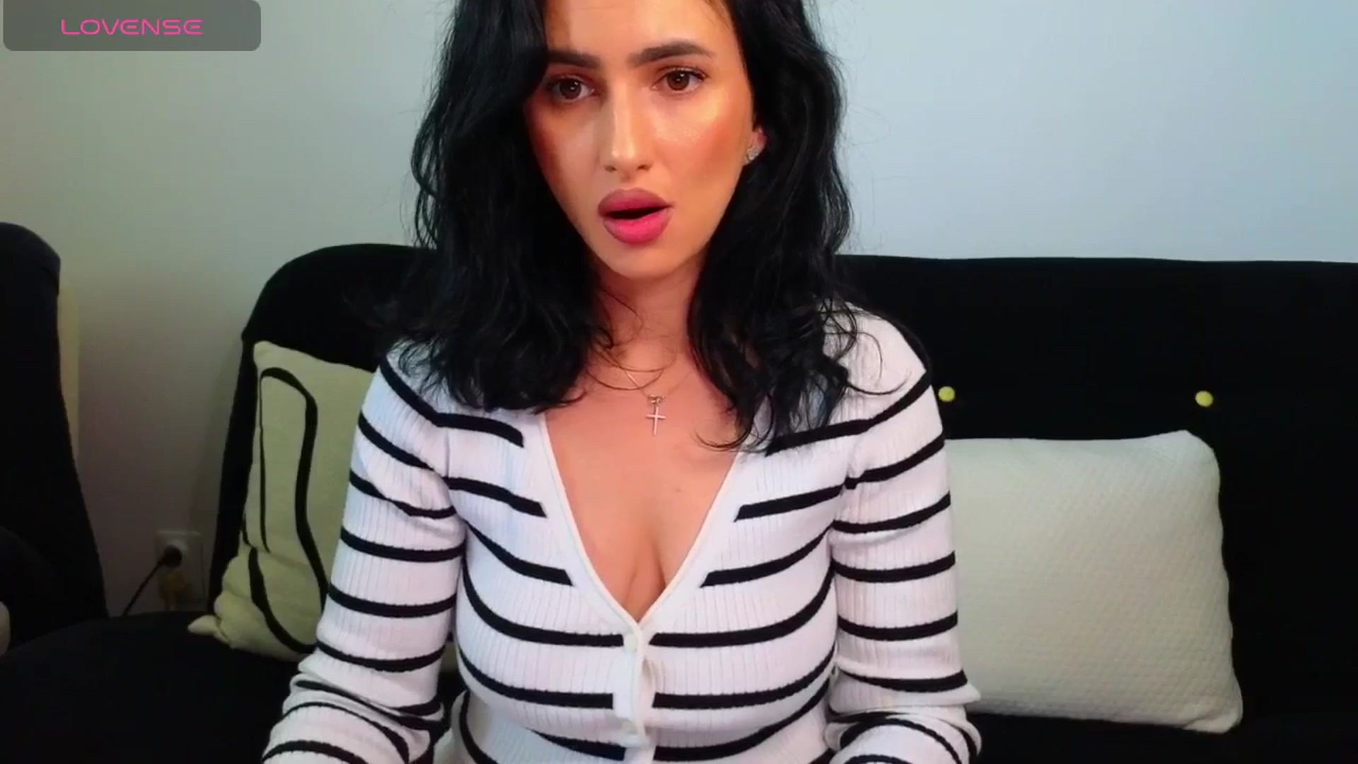 Gallery image thumbnail from YourDesiree_'s myfreecams stream on, 04/23/2026, 07:47 image 16 of 20