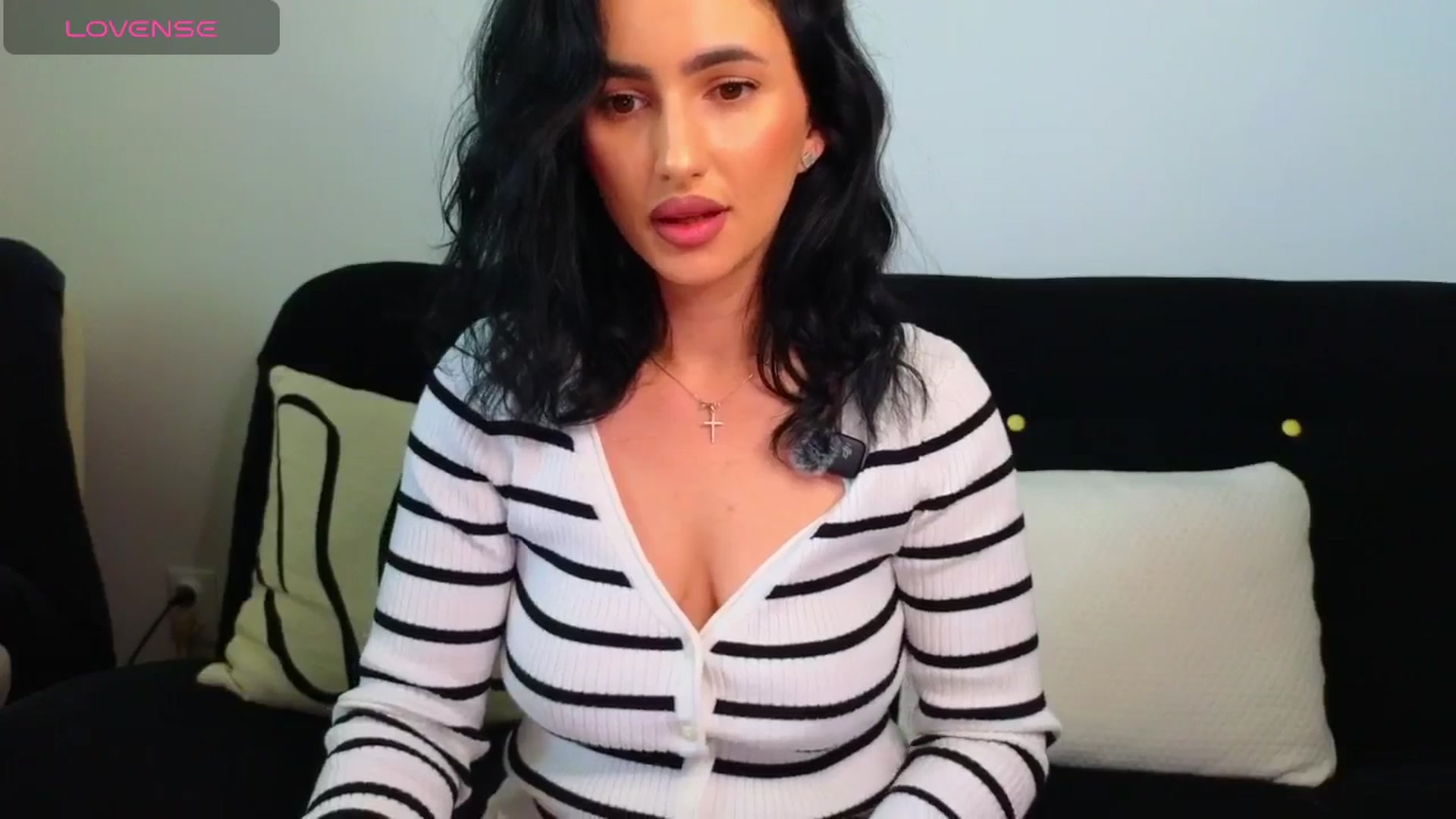 Gallery image thumbnail from YourDesiree_'s myfreecams stream on, 04/23/2026, 07:47 image 6 of 20