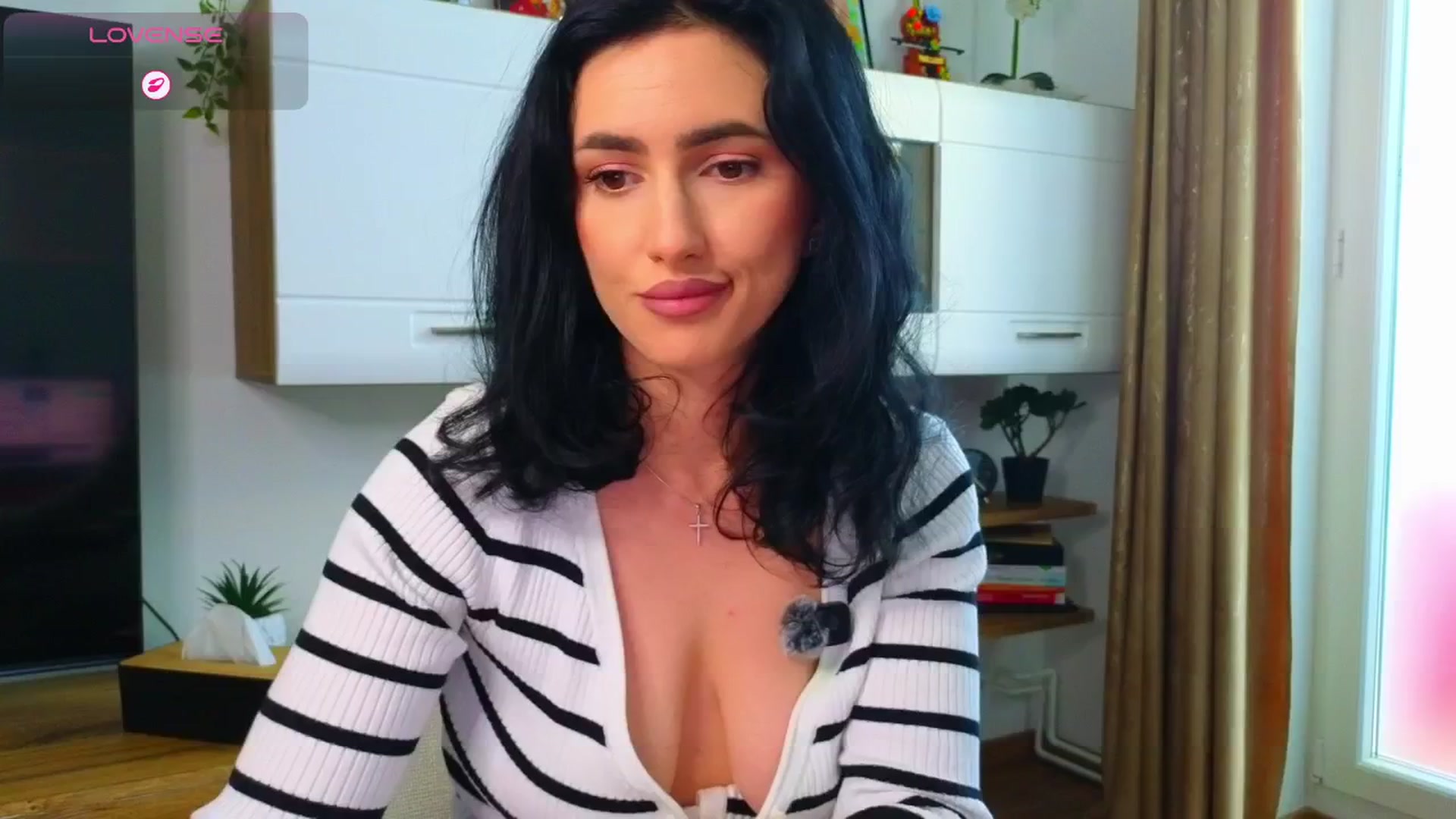 Gallery image thumbnail from YourDesiree_'s myfreecams stream on, 04/26/2026, 07:32 image 4 of 20