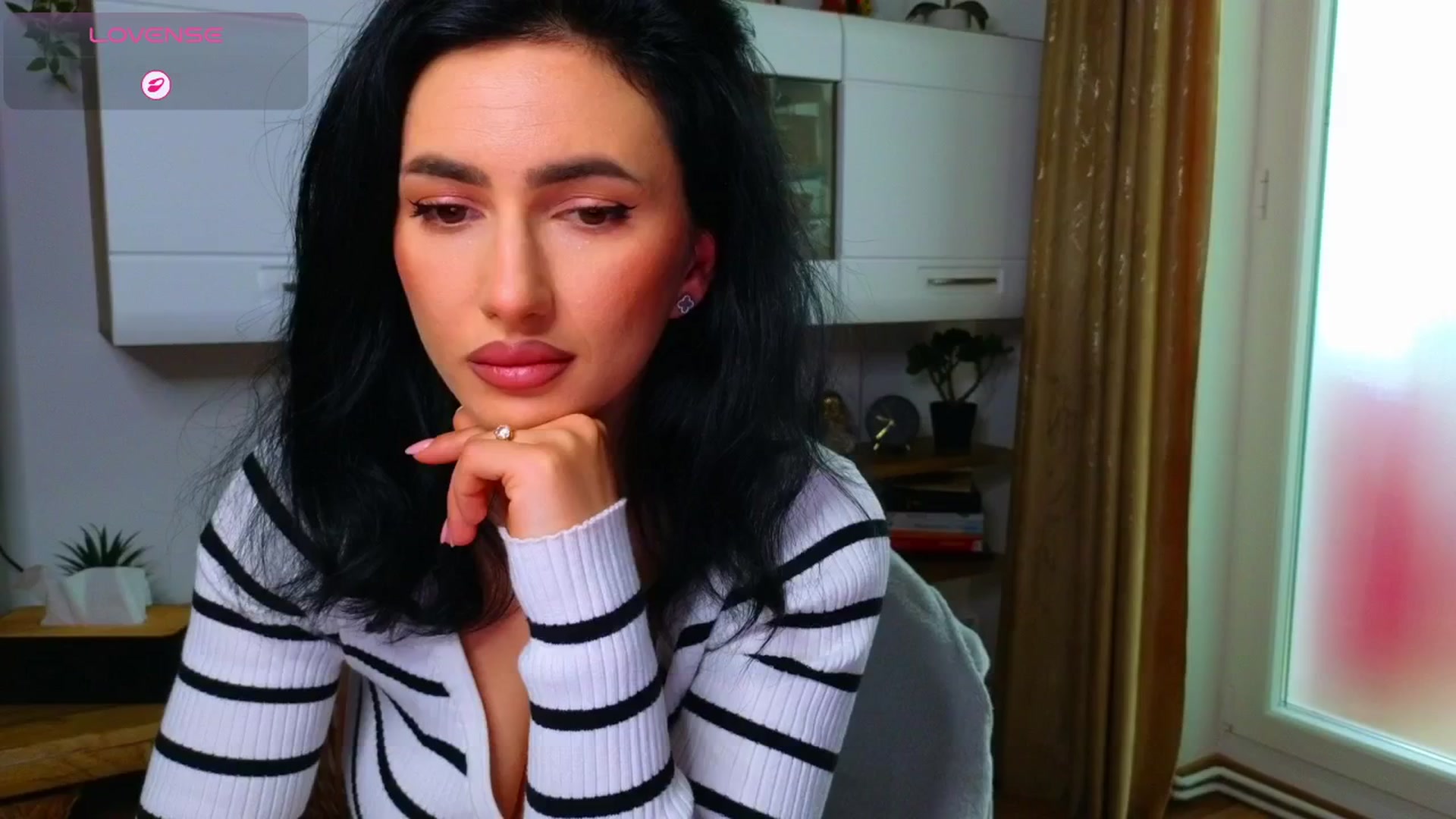 Gallery image thumbnail from YourDesiree_'s myfreecams stream on, 04/30/2026, 06:52 image 15 of 20
